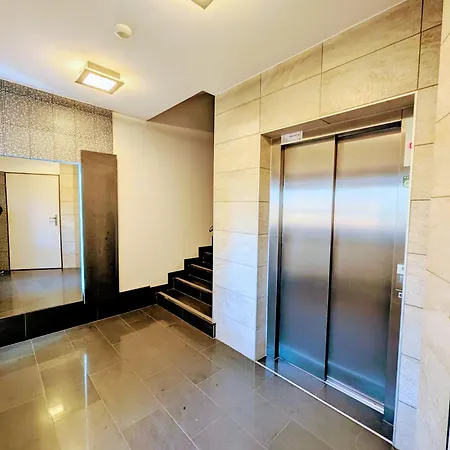 Deluxe Suite, 150 Meters To Beach, Large Balcony, Parking, Lift, Porta Mare Lesne Tarasy Apartmán *